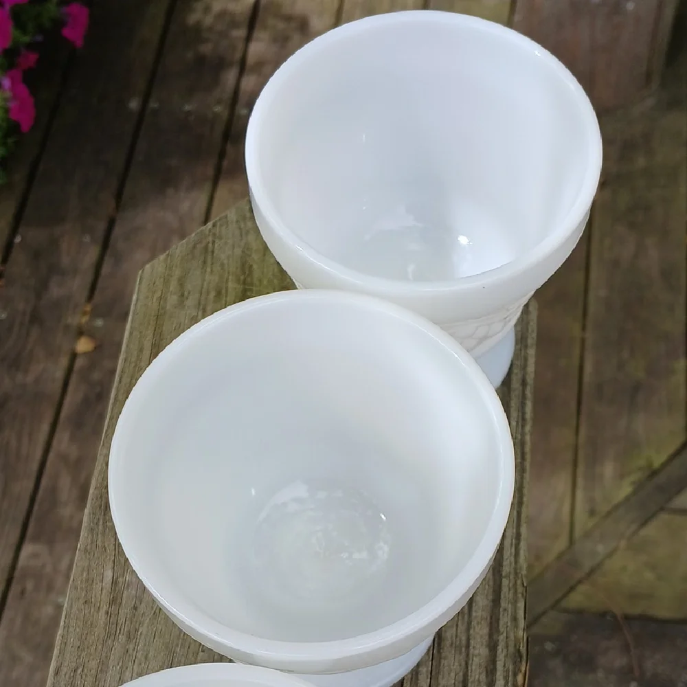 4 Anchor Hocking Milk Glass Sherbert Dessert Ice Cream Cups